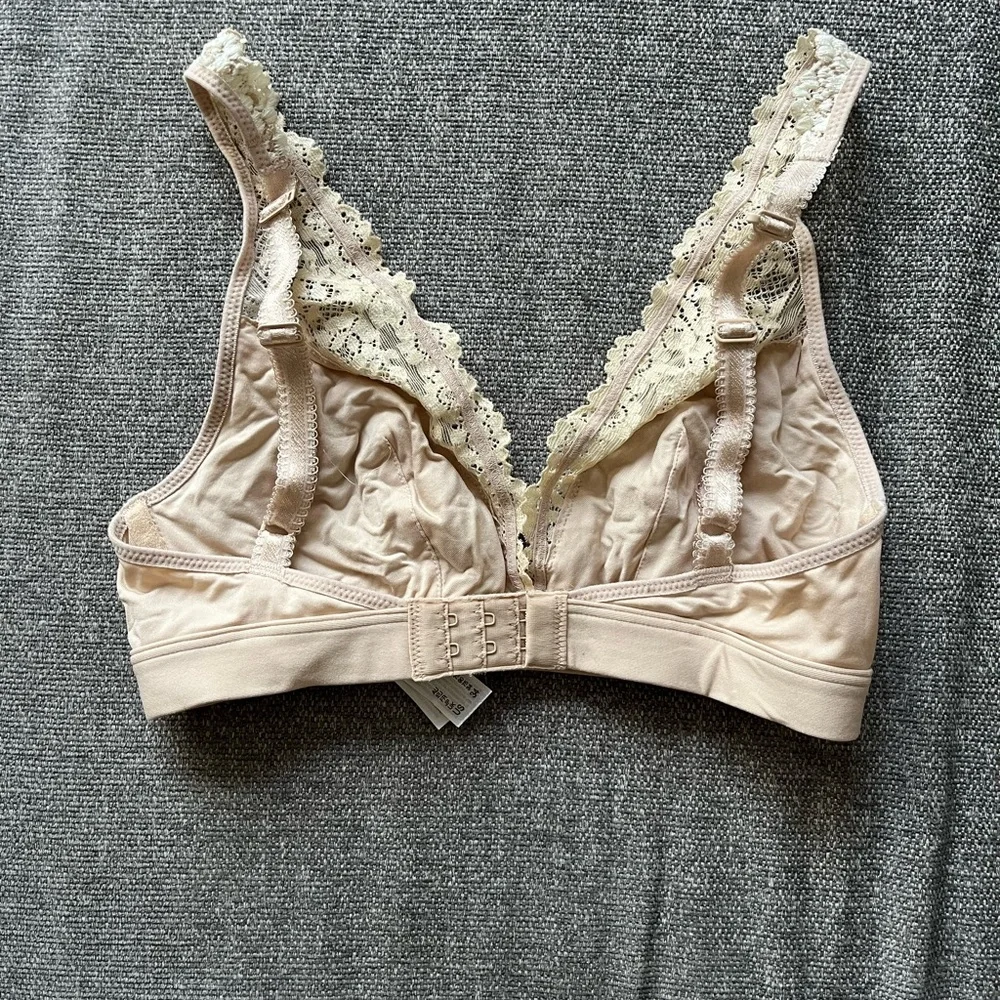 NWOT! Wacoal Lace Accent Cream Bra - Picture 3 of 4